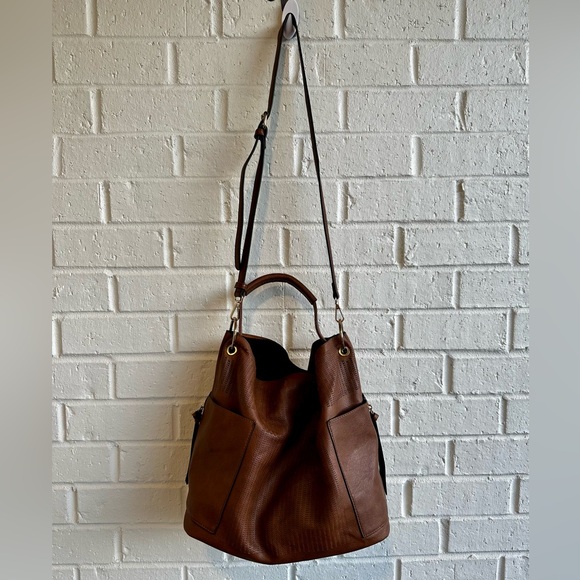 Chic Brown Faux Leather Hobo Shoulder Crossbody Bag W/Detachable Crossbody Strap - Picture 4 of 16